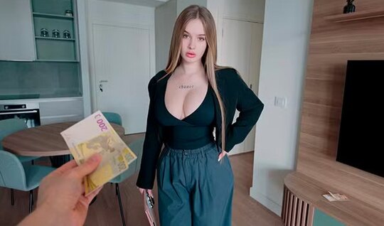 Offered a Russian bitch money to spredlozhil-russkoy-suchke-deneg-chtoby-ona-pososalauck